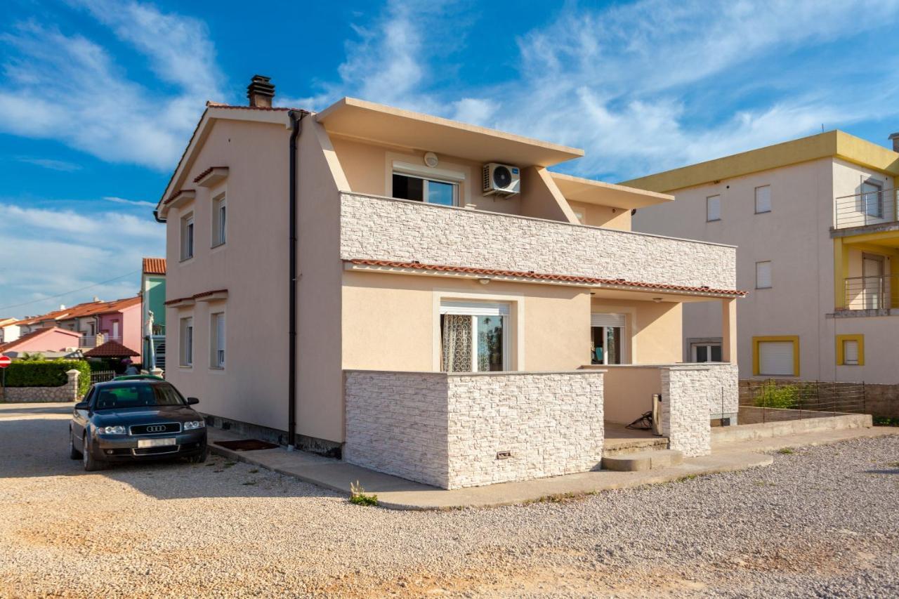 Apartments Didi Omišalj المظهر الخارجي الصورة